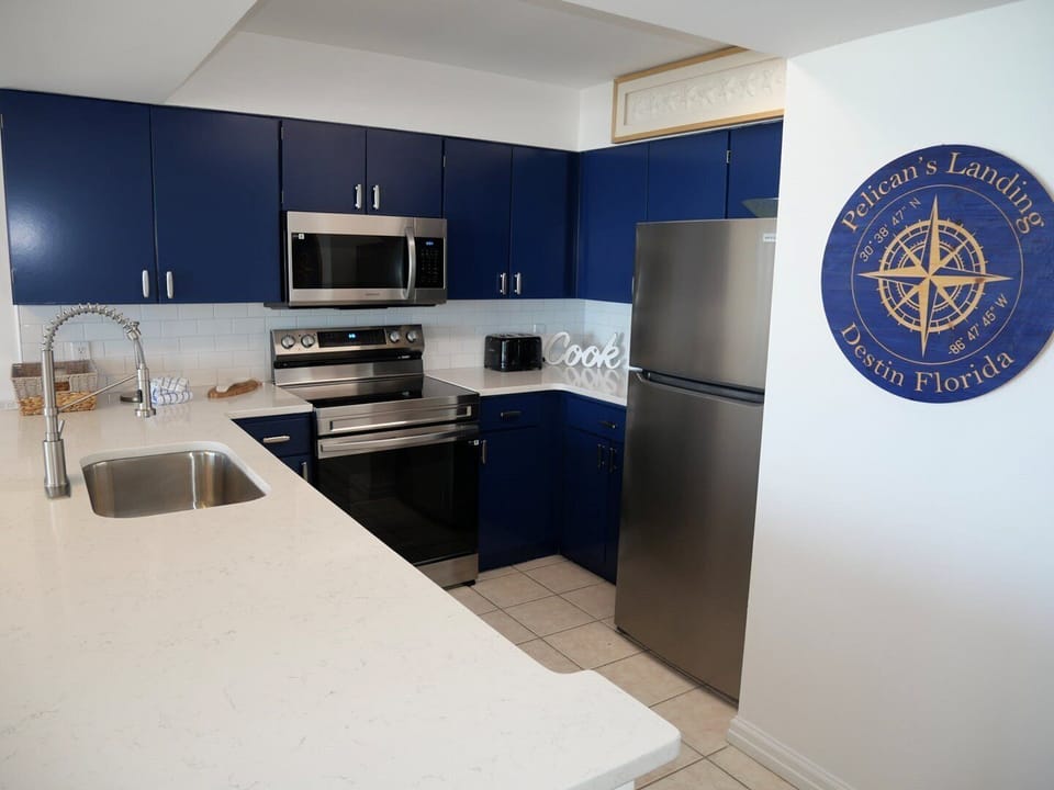 House, 1 Bedroom | Private kitchen | Coffee/tea maker, fridge, oven, toaster