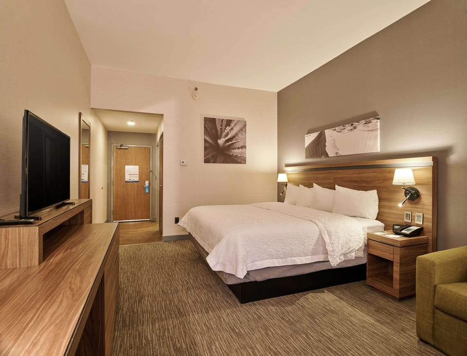 Egyptian cotton sheets, premium bedding, pillowtop beds, in-room safe