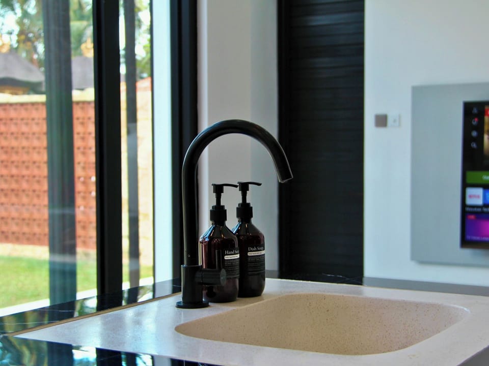 Two-Bedroom Villa | Private kitchen | Full-size fridge, microwave, stovetop, cookware/dishes/utensils