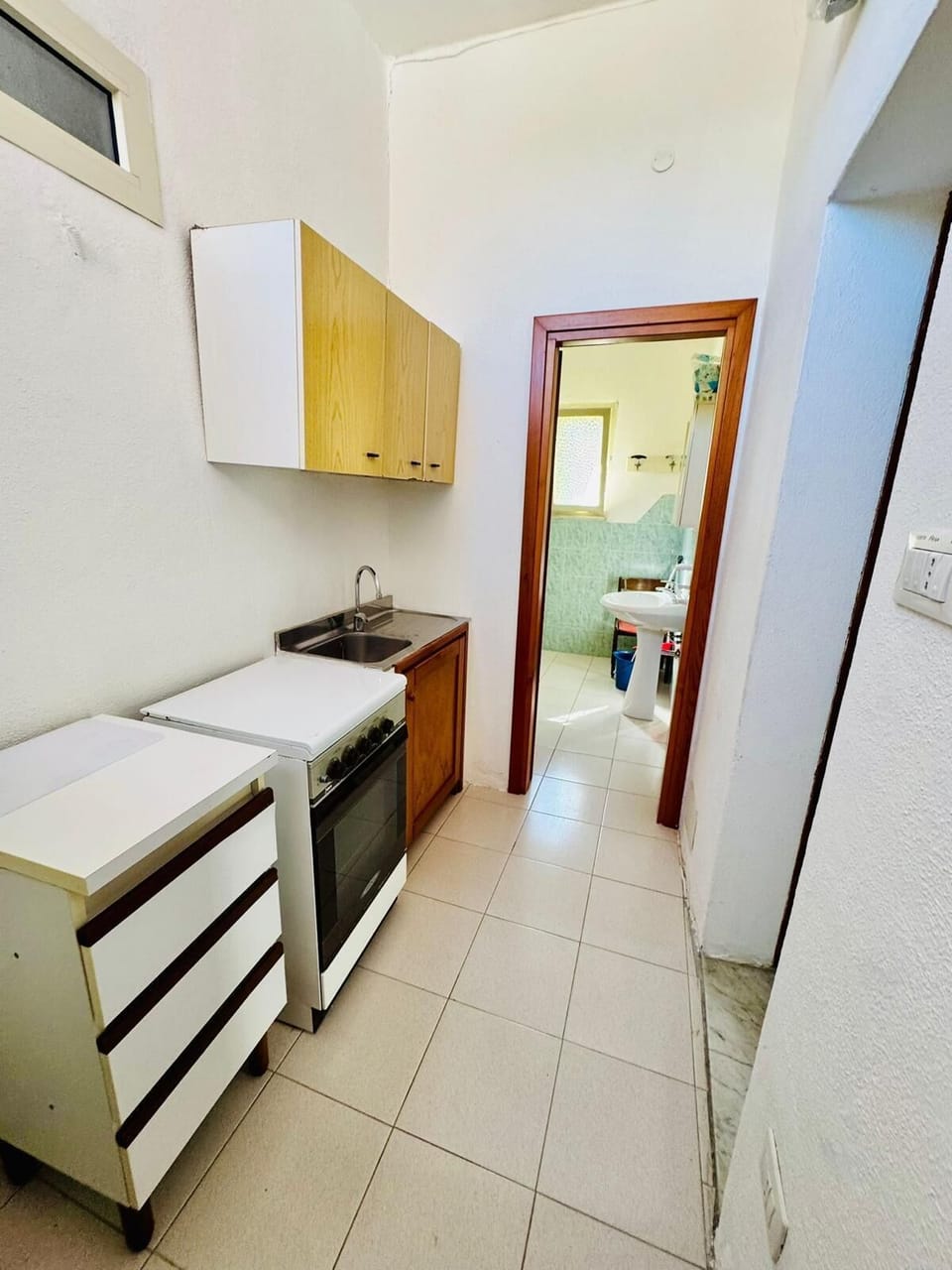 Apartment | Private kitchenette | Dining tables