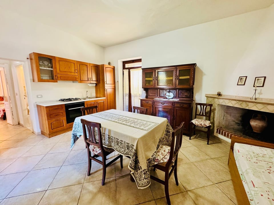 Apartment | Dining room