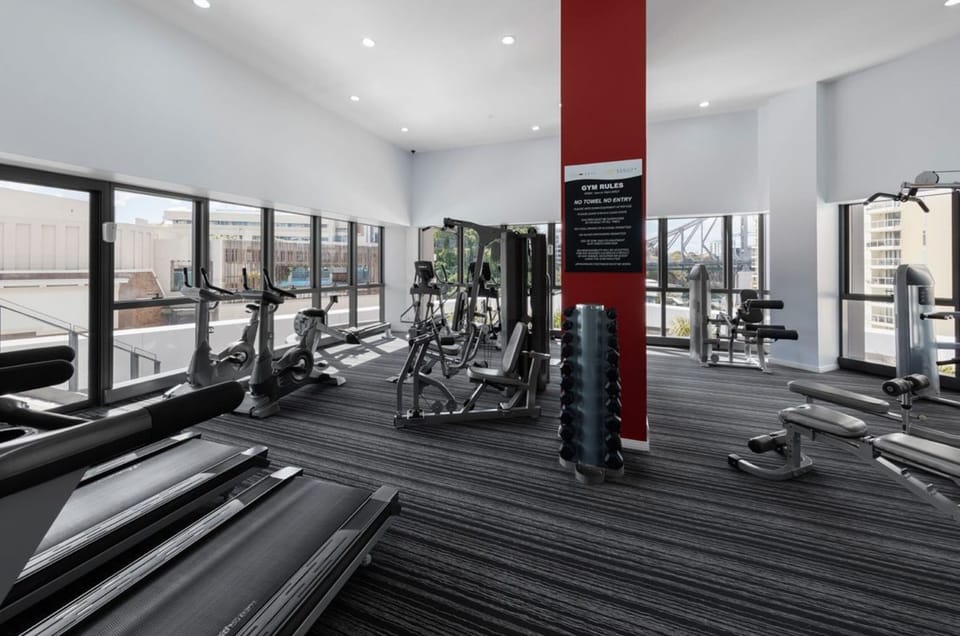 Arabian Nights-Level 60-Meriton Suites Apartment in Brisbane City