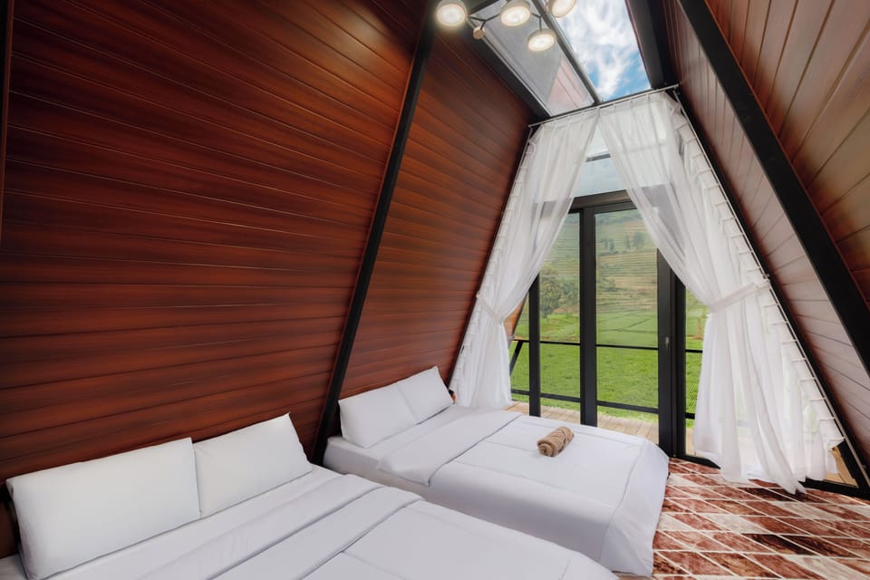Family Suite, Mountain View | Free WiFi, bed sheets