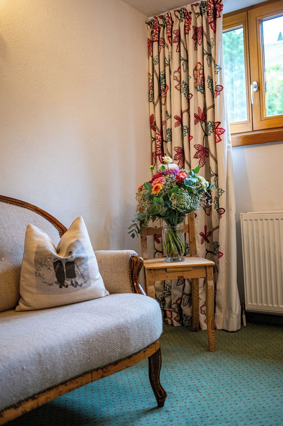 Family Suite, Mountain View | In-room safe, desk, laptop workspace, free WiFi