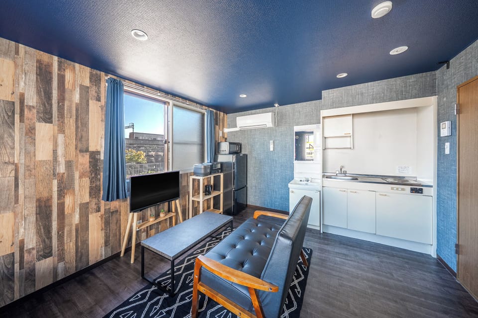 Apartment | Living area | Flat-screen TV