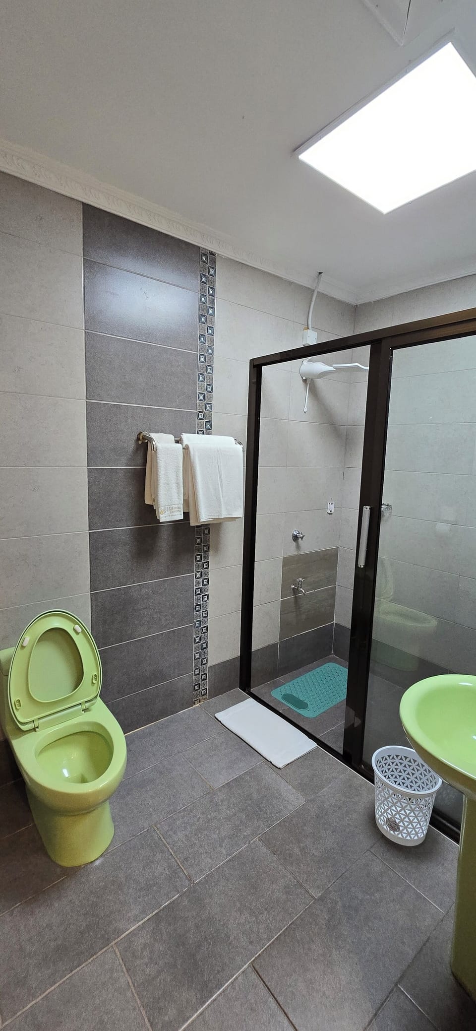 Executive Double Room, Garden View | Bathroom | Shower, hair dryer, bathrobes, slippers