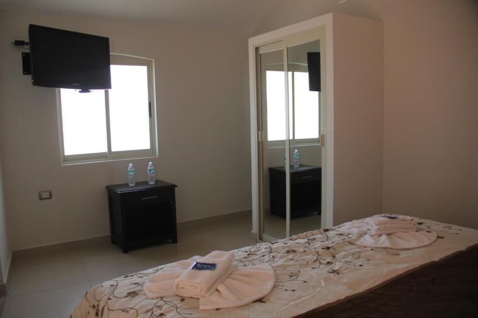 Standard Room | Free WiFi, bed sheets