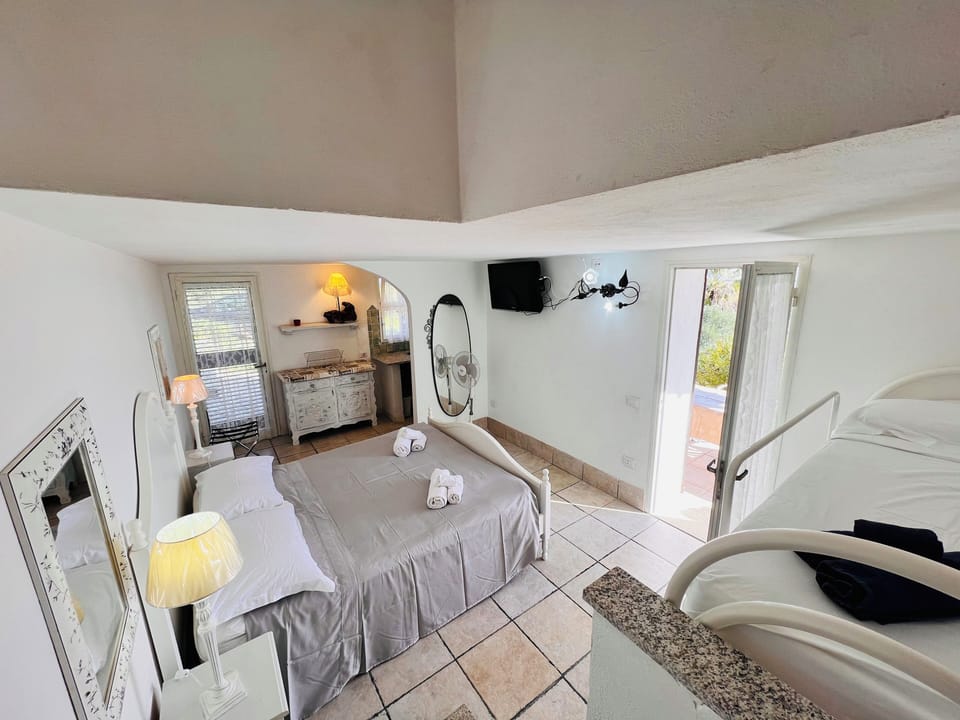 Room, Sea View | Bed sheets