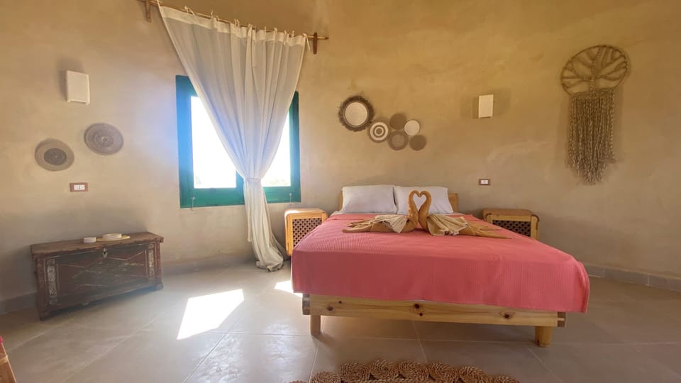 Standard Studio Suite | Soundproofing, free WiFi