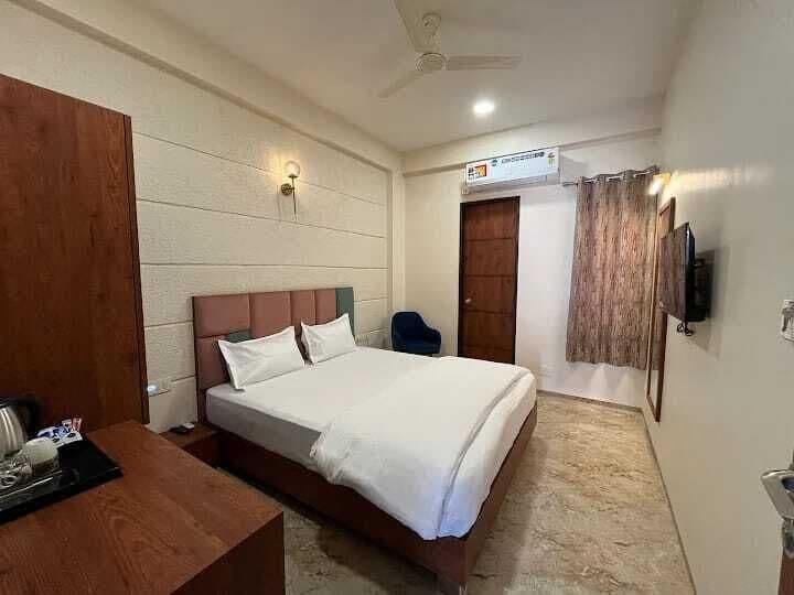 Standard Double Room, City View | Desk, WiFi (free)