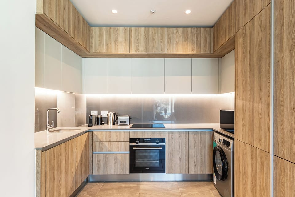 Luxury Apartment, Balcony, Mountain View | Private kitchen