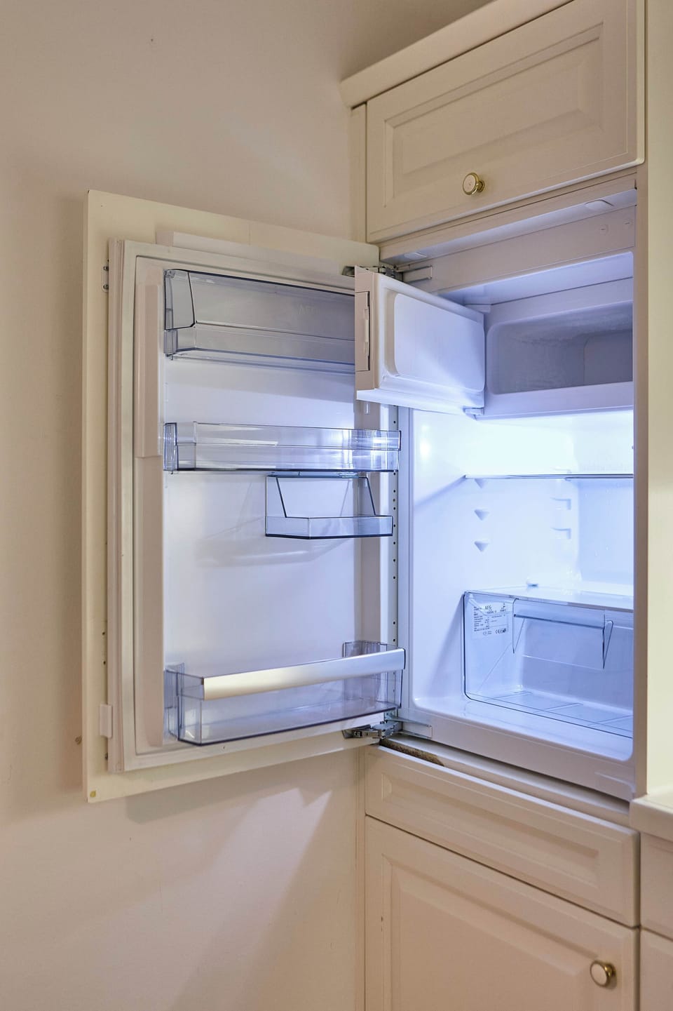 Comfort Condo, 1 Bedroom, Pets Allowed, Garden View | Private kitchen | Coffee/tea maker, electric kettle