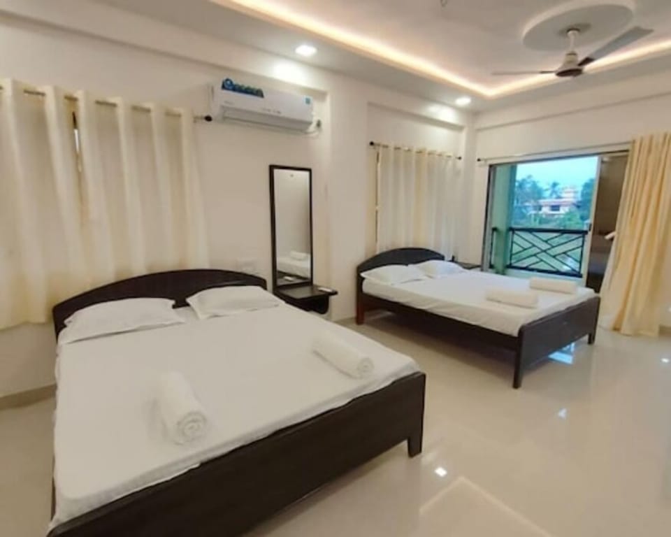 Deluxe Double or Twin Room, Pool View | Free WiFi