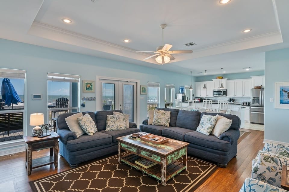 House, 3 Bedrooms | Living area | Smart TV, streaming services