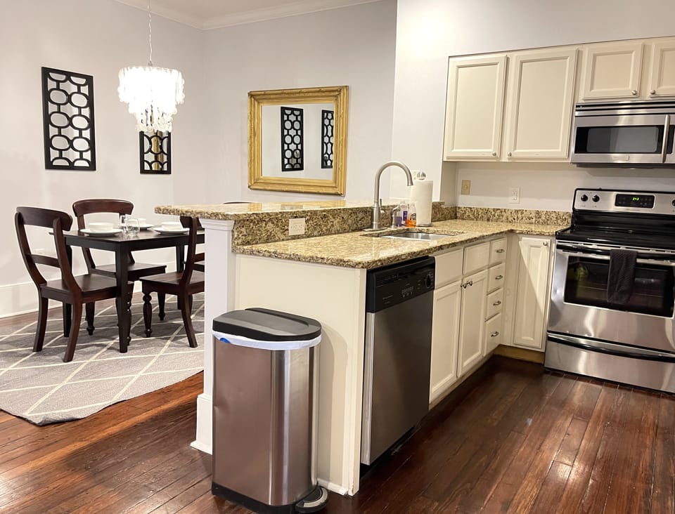 Apartment, City View | Private kitchen