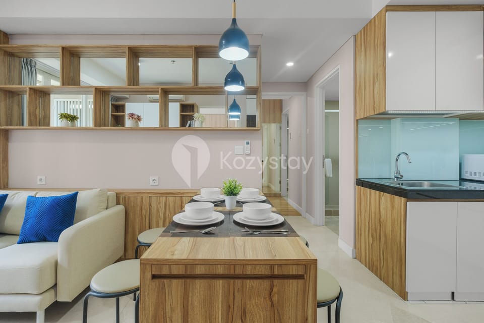Apartment, 3 Bedrooms, City View | Dining room