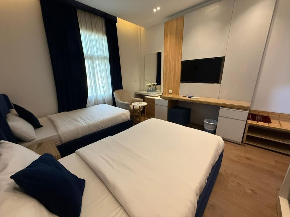 Standard Double or Twin Room, Garden View | In-room safe, blackout drapes, free WiFi