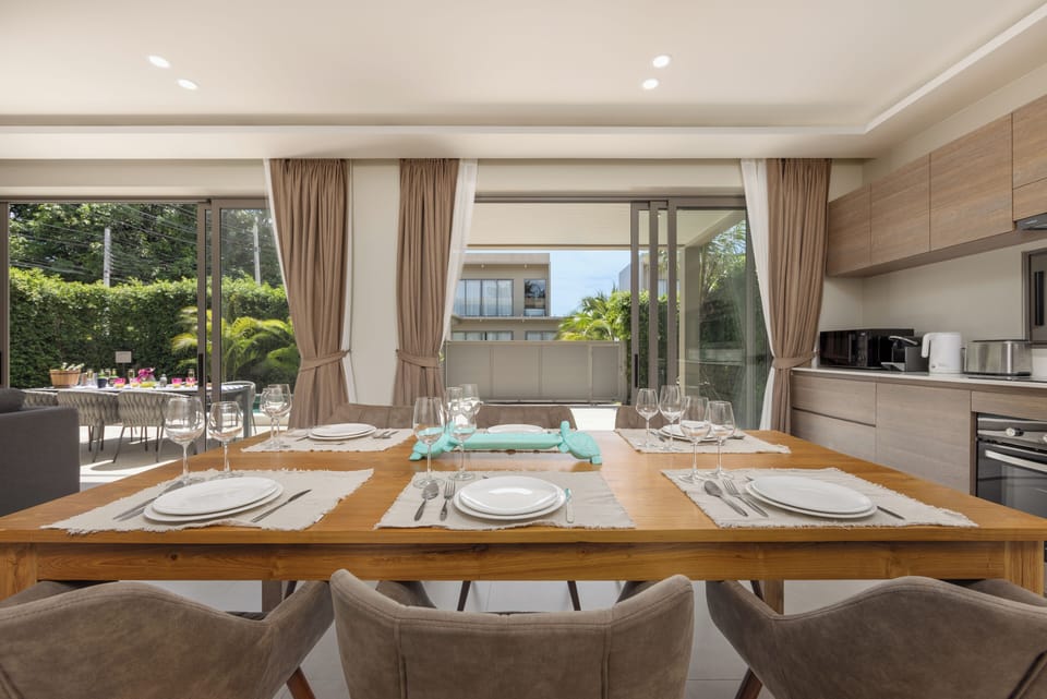 Deluxe Villa, 3 Bedrooms, Pool View, Beachside | Living area | Flat-screen TV