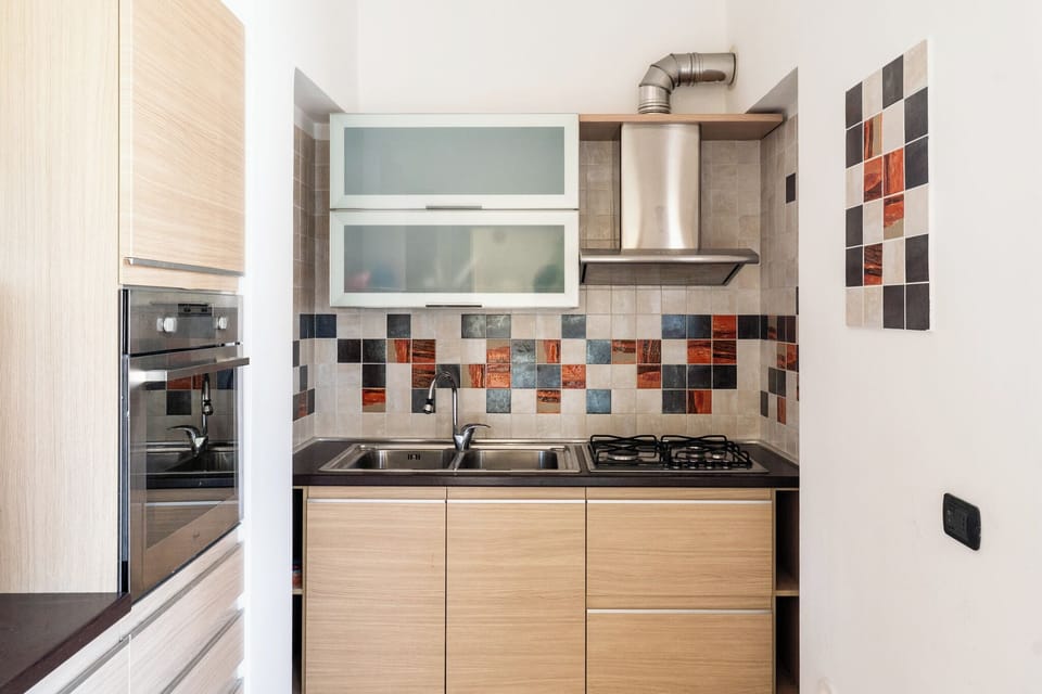 Apartment, 2 Bedrooms | Private kitchen | Espresso maker, coffee/tea maker, electric kettle