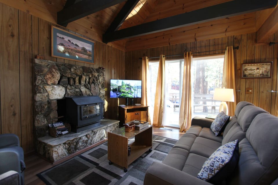 House, 3 Bedrooms | Living area