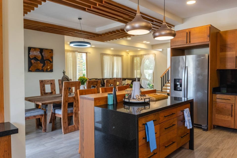 Villa, 3 Bedrooms, Smoking, Private Pool | Dining room