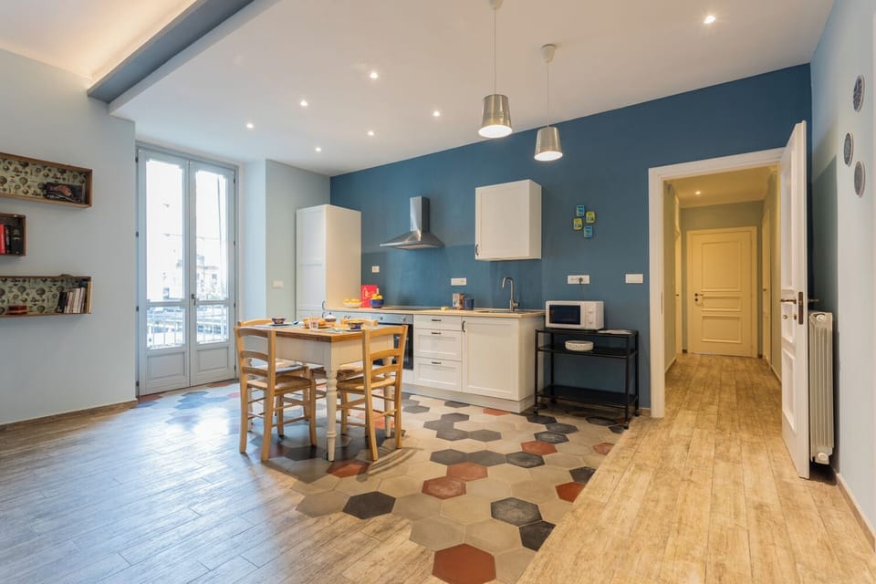 Apartment, 2 Bedrooms | Private kitchen