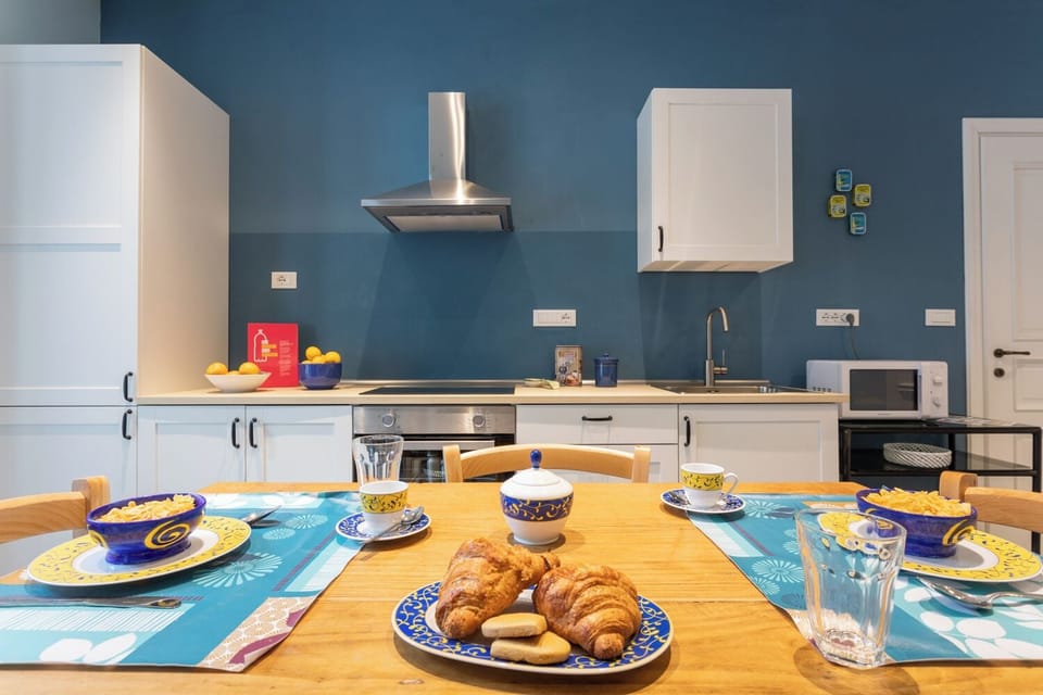 Apartment, 2 Bedrooms | Private kitchen