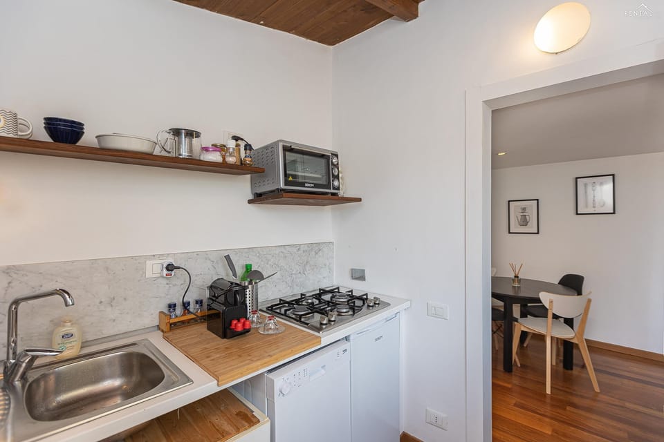 Apartment | Private kitchen | Microwave