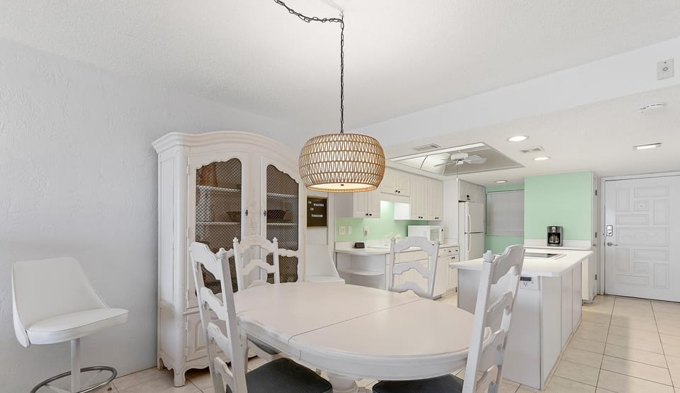 Condo, 1 King Bed (Hacienda del Sol II 213) | Dining