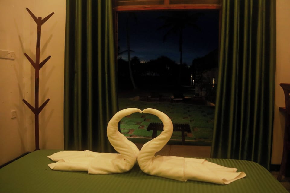 Deluxe Double Room, 1 Queen Bed, Ocean View | Desk, laptop workspace, iron/ironing board, free WiFi