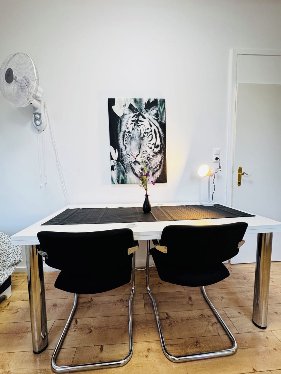 Basic Apartment | Iron/ironing board