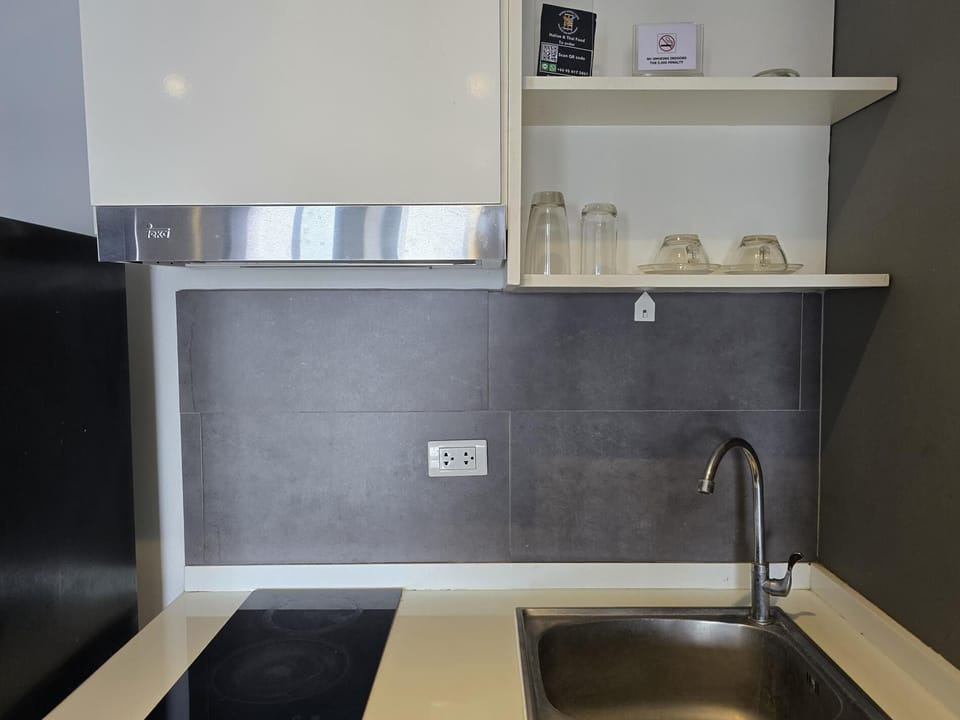 Apartment, Balcony | Private kitchenette