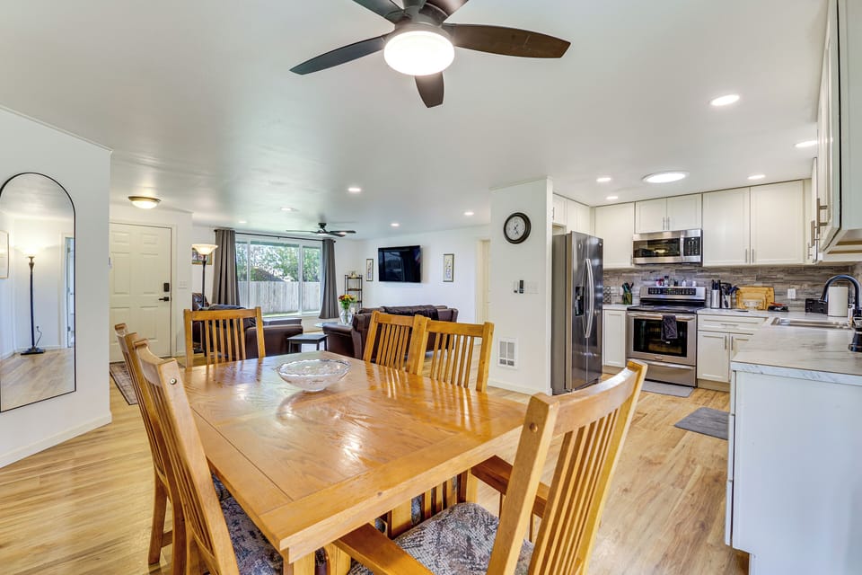House (4 Bedrooms) | Interior