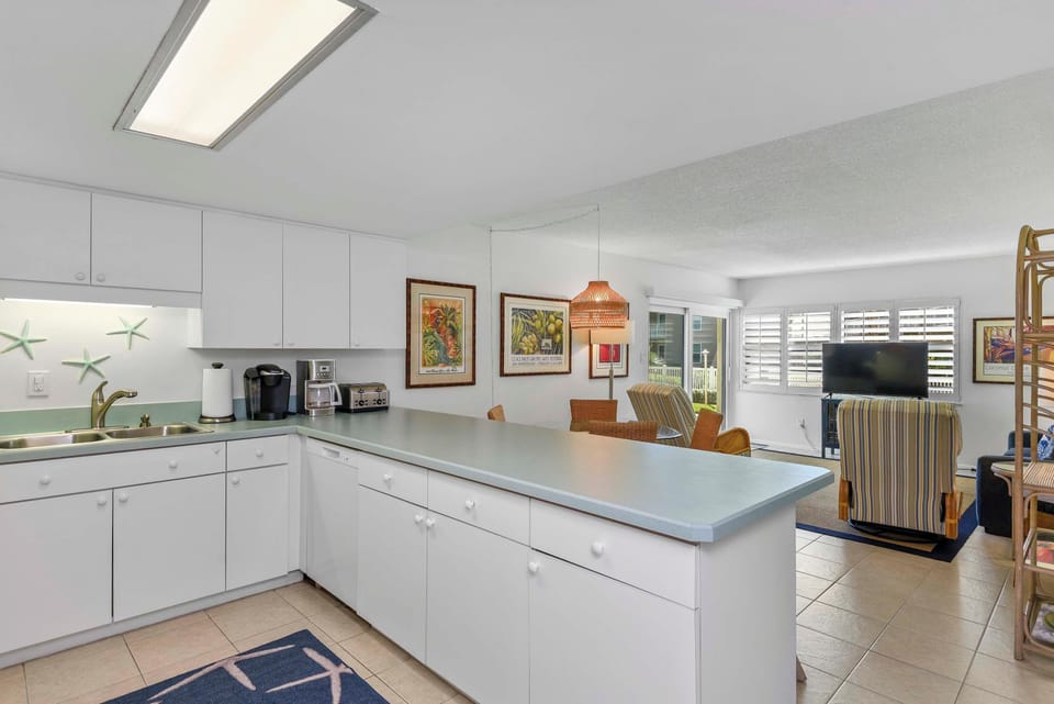 Condo, Multiple Beds (Seaward B101) | Interior