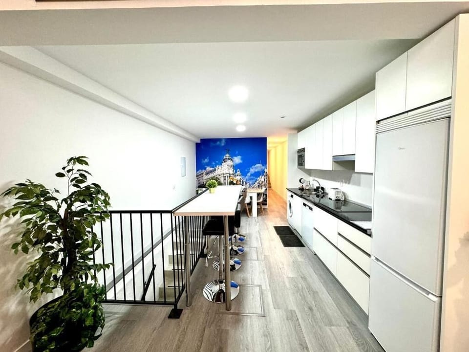 Grand Apartment | Private kitchen | Coffee/tea maker