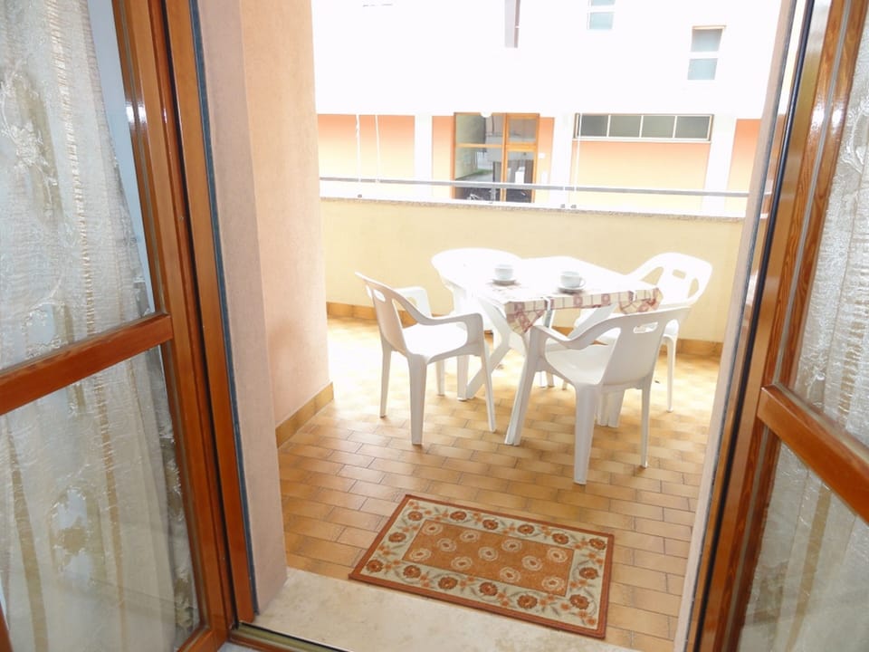 Apartment, 2 Bedrooms, Balcony, City View | Balcony