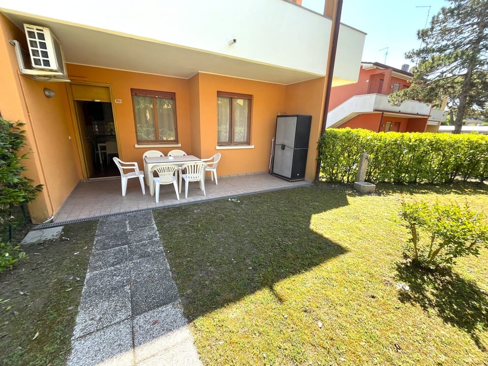 Apartment, 1 Bedroom, Patio | Outdoor dining