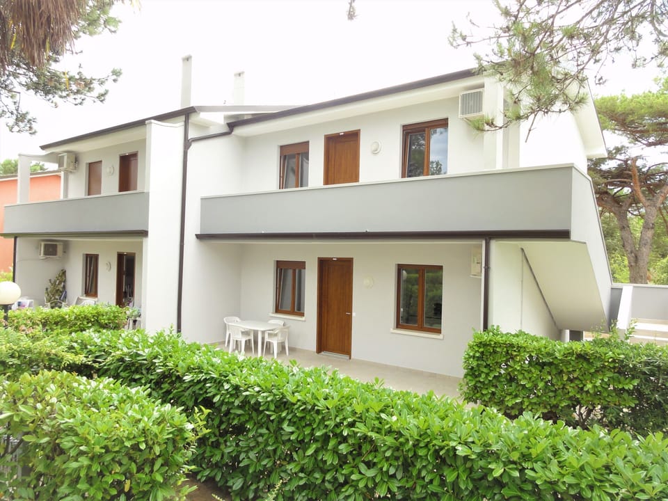 Apartment, 3 Bedrooms, Balcony | Exterior