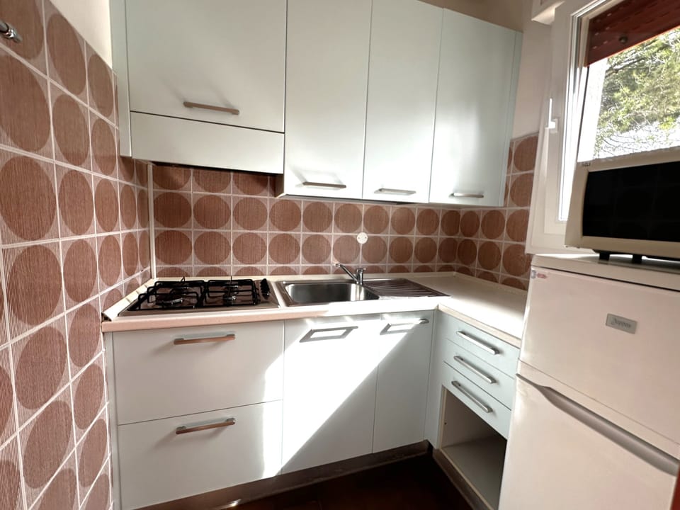 Apartment, 2 Bedrooms, Balcony | Interior