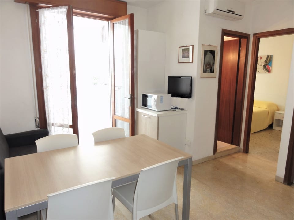 Apartment, 1 Bedroom, Balcony | 1 bedroom
