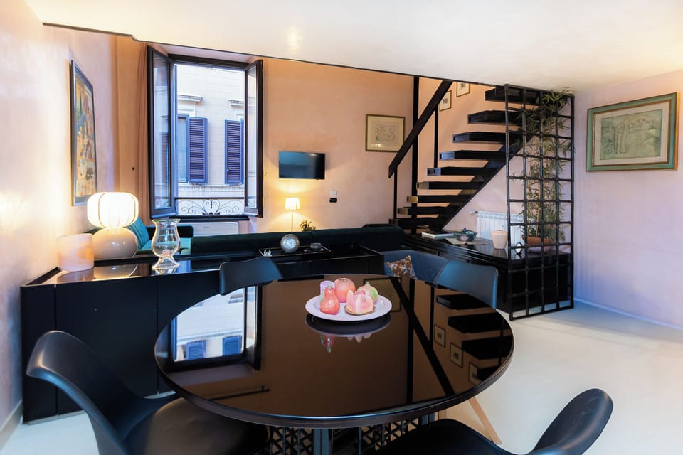 Apartment | Living area | 40-inch TV with digital channels