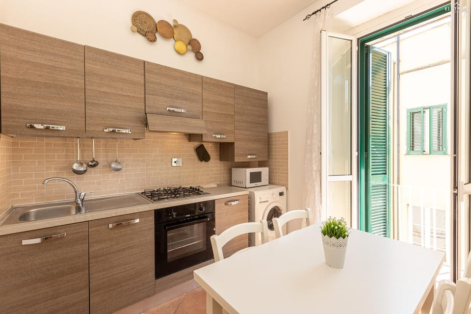 Apartment | Private kitchen | Microwave