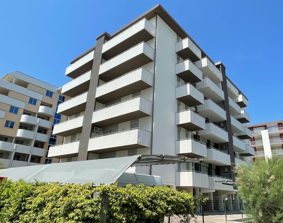 Apartment, 1 Bedroom, Balcony | Front of property