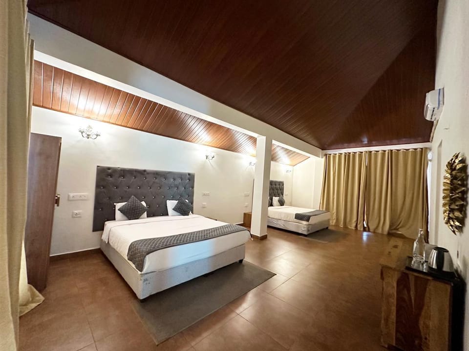 Villa Cinnamon - 2BR Pool Villa | Desk, laptop workspace, free WiFi