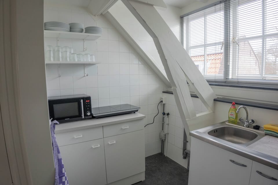 Shared fridge, microwave
