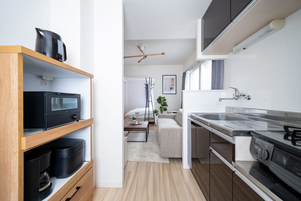 Fridge, microwave, stovetop, toaster