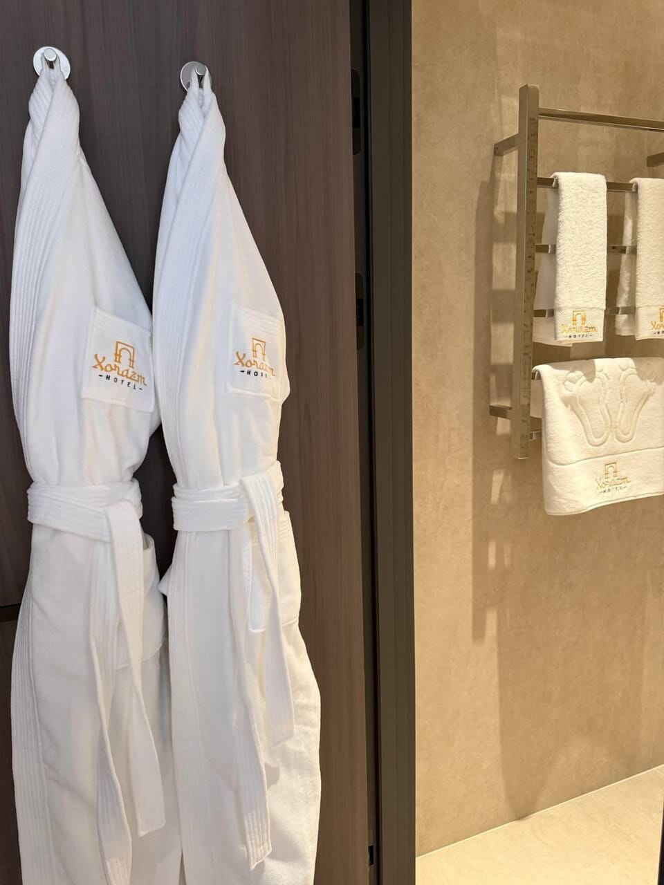 Double or Twin Room | Bathroom | Bathrobes, slippers, bidet