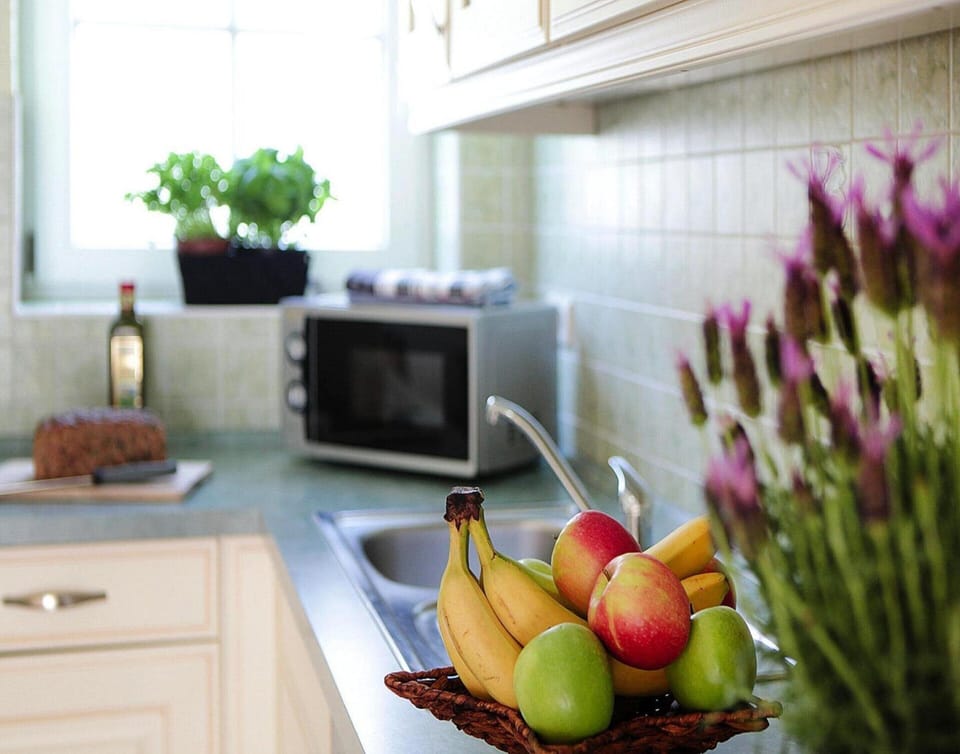 Classic House, 3 Bedrooms | Private kitchen | Fridge, microwave, oven, dishwasher