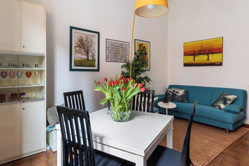 Apartment, 1 Bedroom | Living area | 30-inch TV with satellite channels