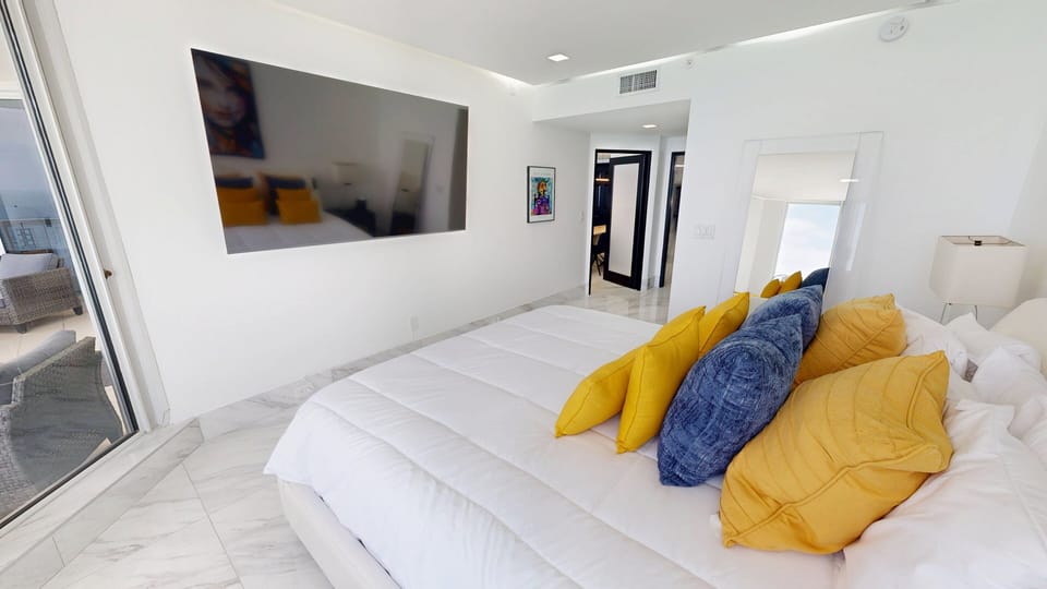 Condo, 2 Bedrooms | 2 bedrooms, iron/ironing board, WiFi (free)